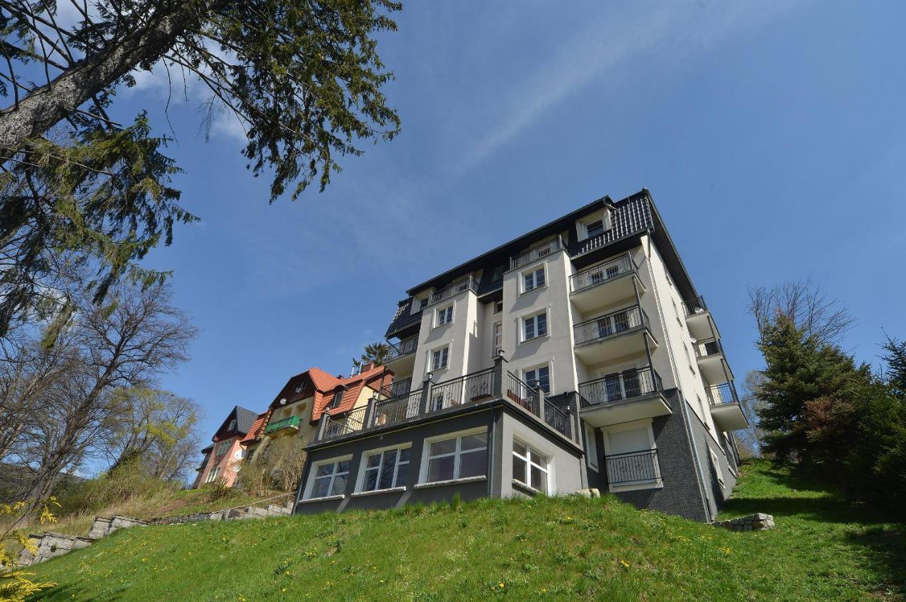 Apartamenty Sun Seasons 24 - Villa Avangarda Szklarska Poreba Bagian luar foto