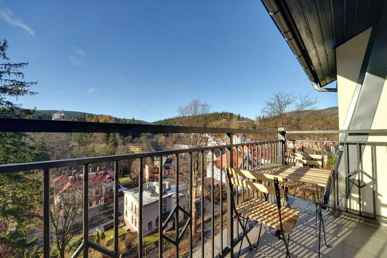 Apartamenty Sun Seasons 24 - Villa Avangarda Szklarska Poreba Bagian luar foto